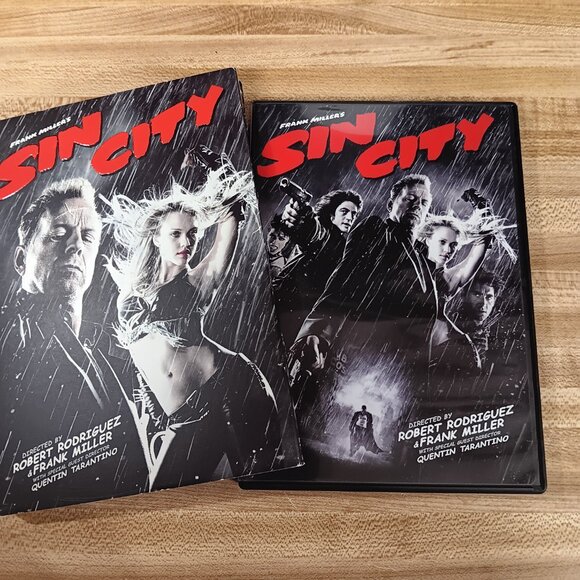 Sin City 2005 DVD w/ Slipcover Robert Rodriguez Frank Miller Neo-Noir Crime Cult - Picture 3 of 8